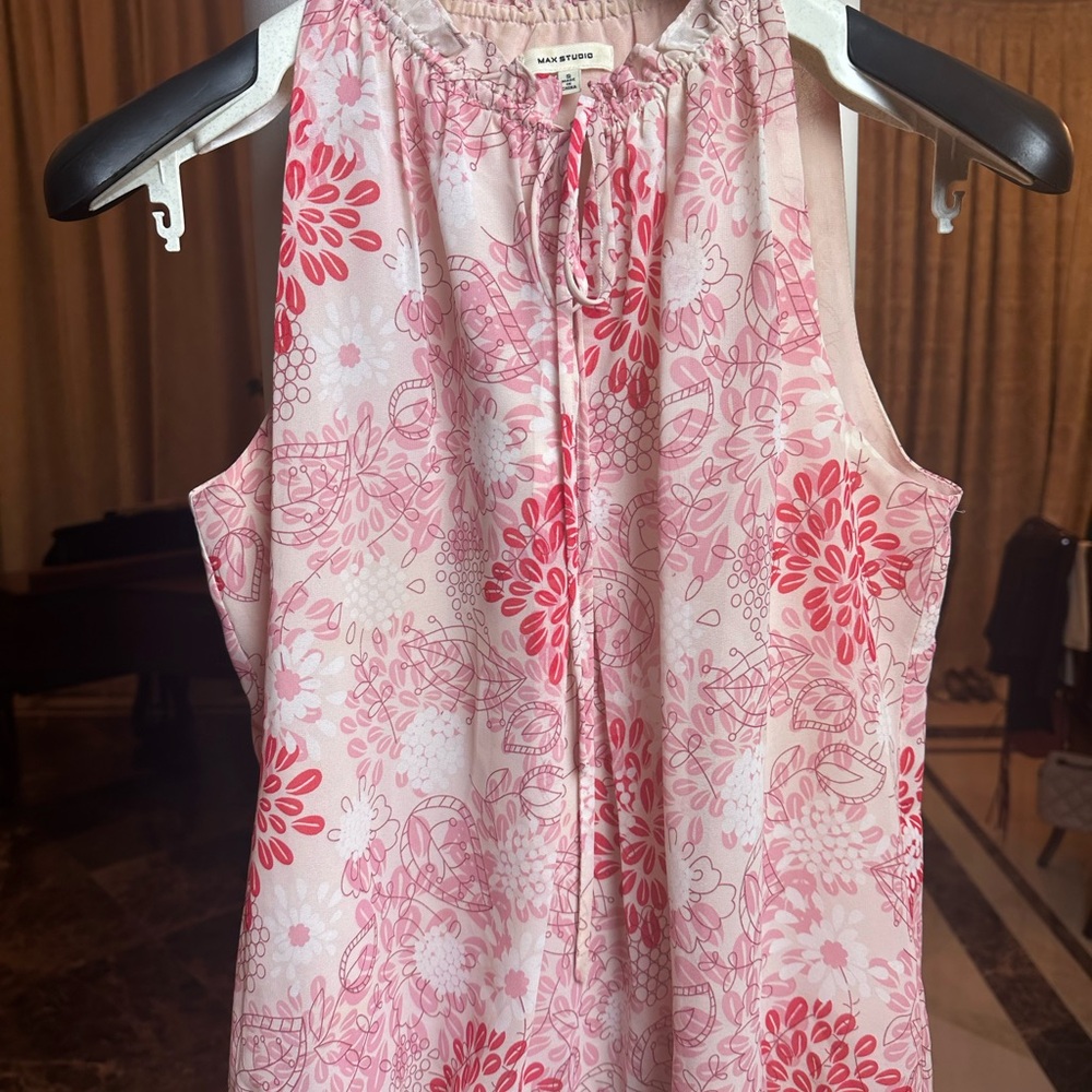 Max Studio Floral Sleeveless Tie-Neck Blouse | Pink & White - Picture 2 of 9
